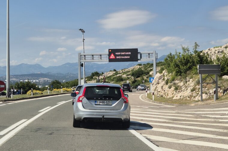 otok krk kolona vozila gužva riportal 2025 2