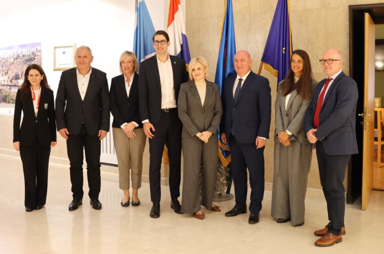 prijem-za-delegaciju-rumunjske-zupanije-Bistrita-Nasaud-24