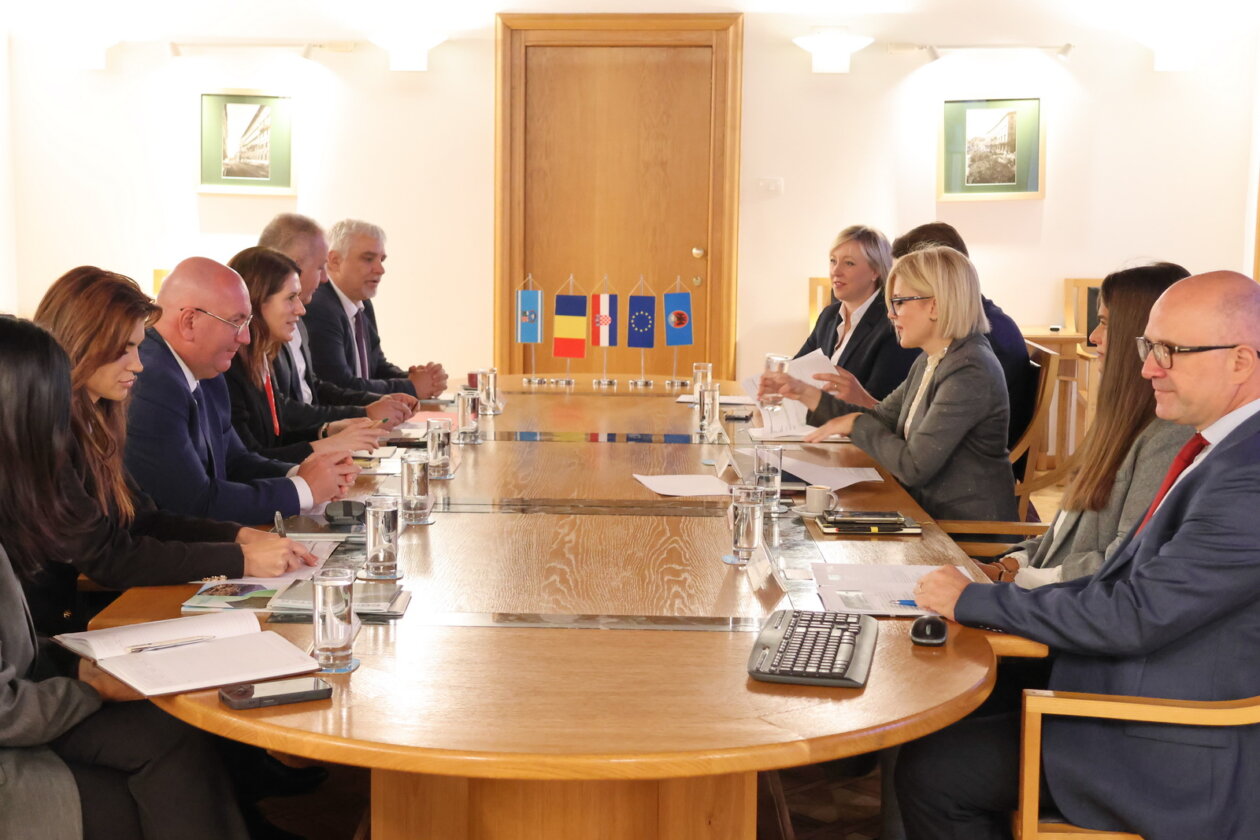 prijem-za-delegaciju-rumunjske-zupanije-Bistrita-Nasaud-5