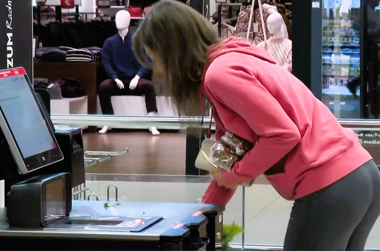 samoposlužna blagajna rtl kupci trgovina rtl samoposlužna blagajna rtl kupci trgovina rtl