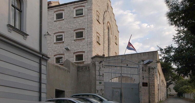 4efb30bb-6199-4594-a624-b40d97648e98 4efb30bb-6199-4594-a624-b40d97648e98