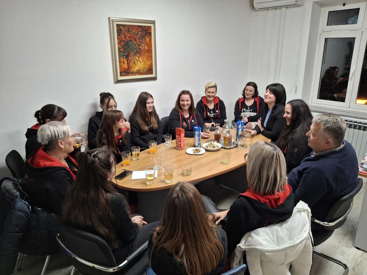 587909480_1206647977946405_8246137374069493675_n