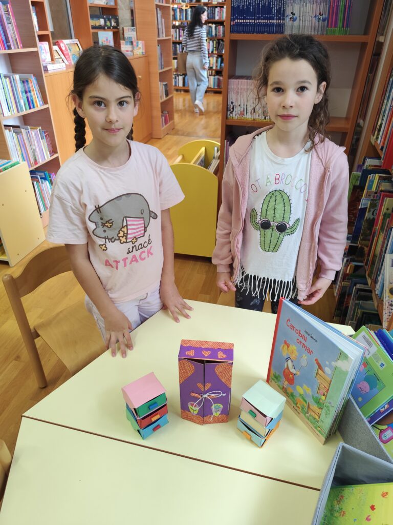 Carobni-ormar-3-768×1024 Carobni-ormar-3-768×1024