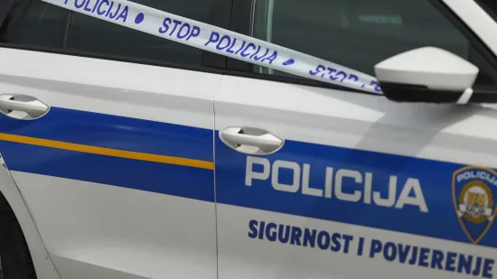 H-c4b3f9bd-7052-4bbc-a4c9-622aaa6f7df7-550