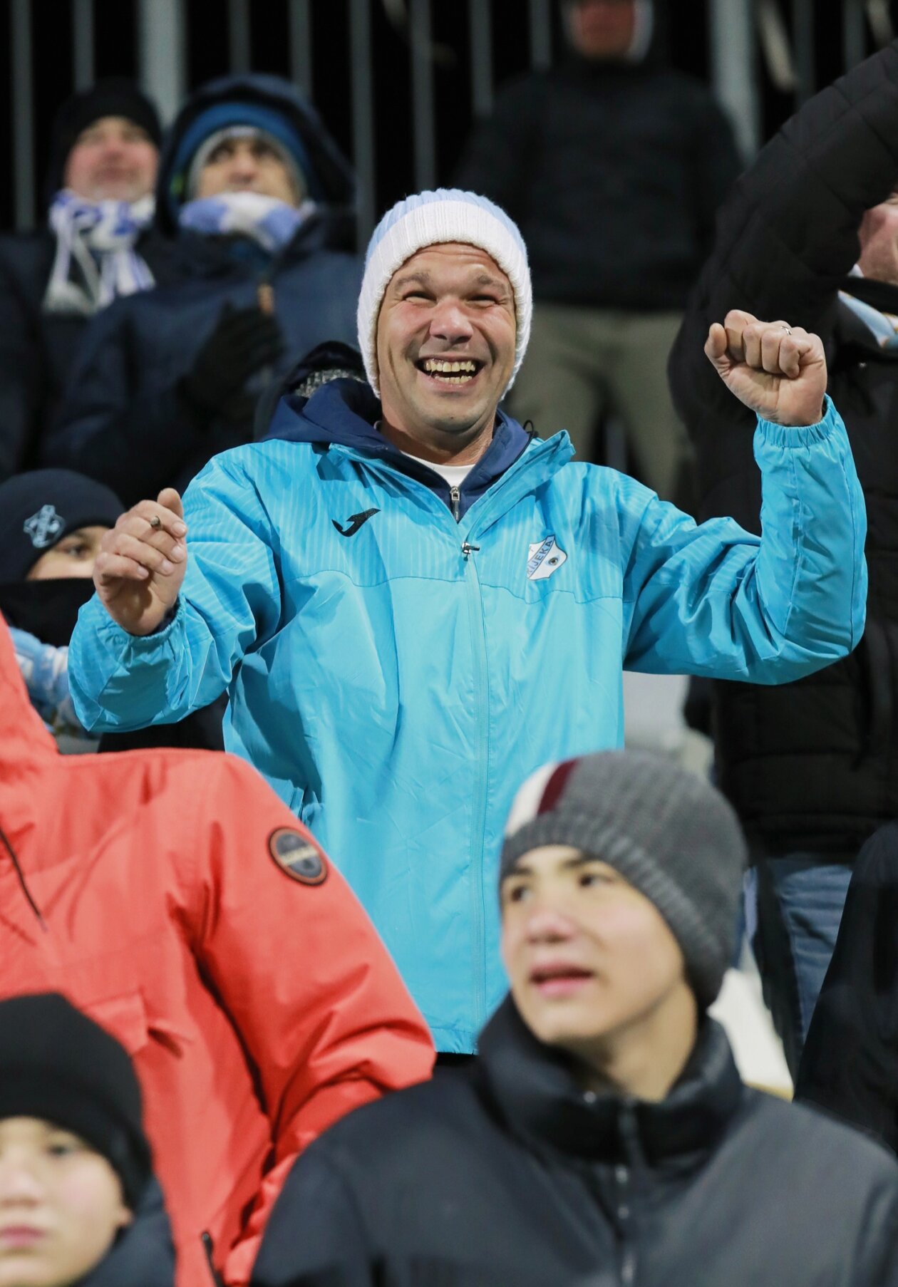 IMG_20251122_190704 IMG_20251122_190704