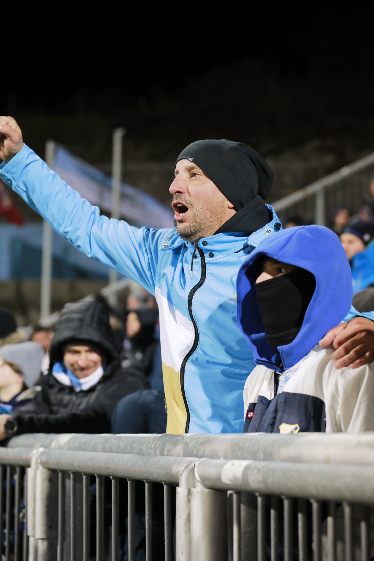 IMG_20251122_191220 IMG_20251122_191220