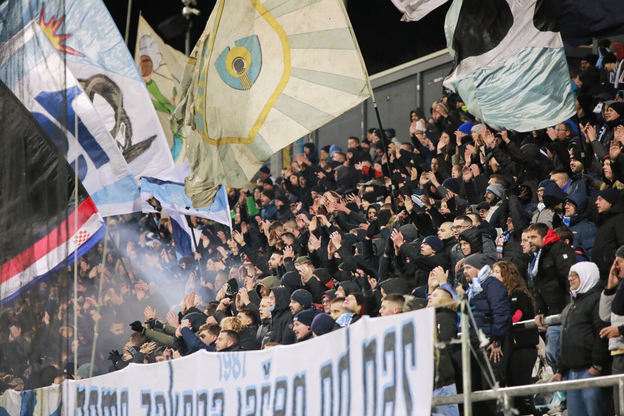 IMG_20251122_191302 IMG_20251122_191302