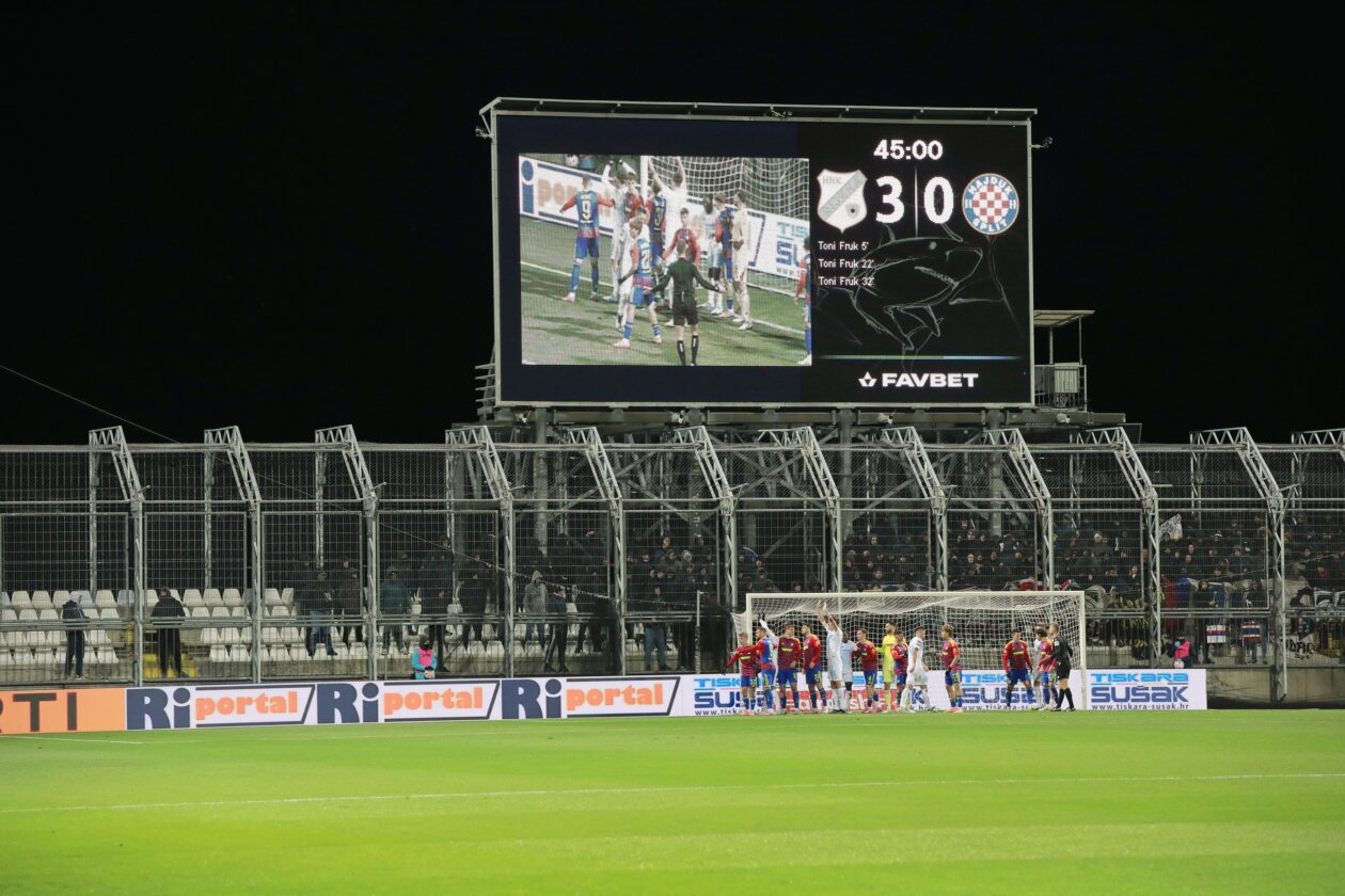 IMG_20251122_191330 IMG_20251122_191330