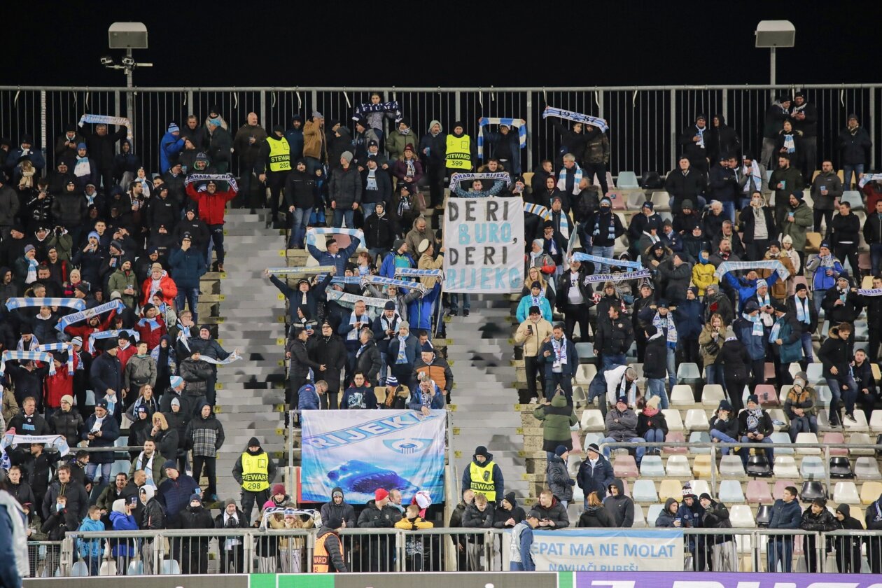 IMG_20251127_215249 IMG_20251127_215249