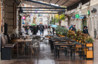 Ilustrativna jesen hladnoća prazni kafić-0301