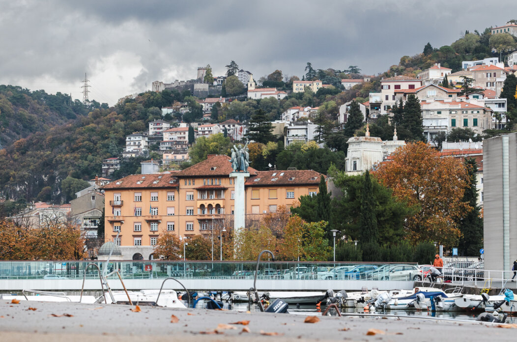 Ilustrativna jesen kiša -0038