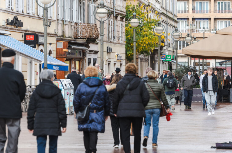 Ilustrativna jesen kiša korzo-0079