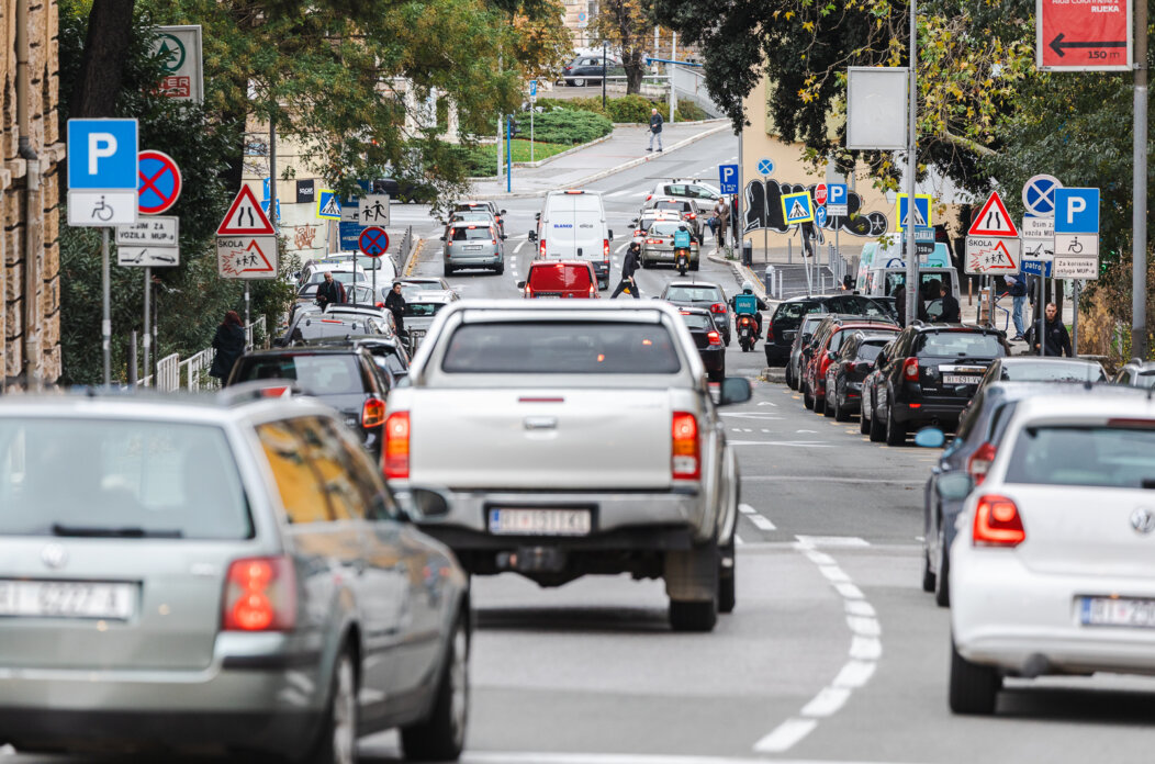 Ilustrativna jesen promet Ulica Žrtava fašizma-0168