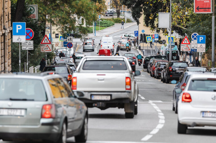 Ilustrativna jesen promet Ulica Žrtava fašizma-0168