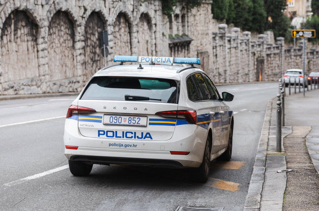 Ilustrativna jesen promet Ulica Žrtava fašizma policija-0154