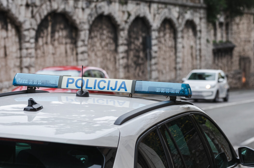 Ilustrativna jesen promet Ulica Žrtava fašizma policija-0160 Ilustrativna jesen promet Ulica Žrtava fašizma policija-0160