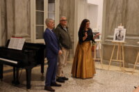 Izlozba-o-Carlosu-Arayi-11