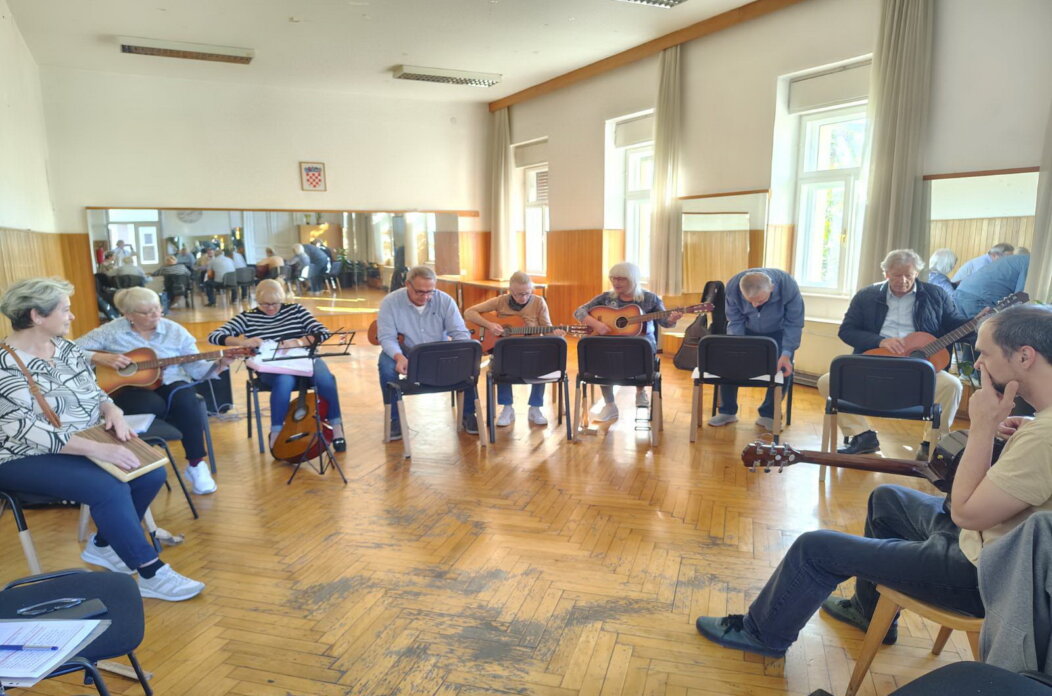 Klub-starijih-osoba-Bulevard-1