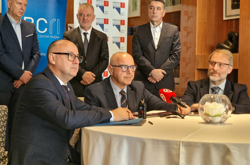 POTPISAN SPORAZUM S INSTITUTOM HELMHOLTZ (1)