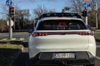 Zagreb: Testno vozilo tvrtke PROJECT 3 MOBILITY ovih dana vozi ulicama Novog Zagreba u autonomnom režimu voznje Zagreb: Testno vozilo tvrtke PROJECT 3 MOBILITY ovih dana vozi ulicama Novog Zagreba u autonomnom režimu voznje