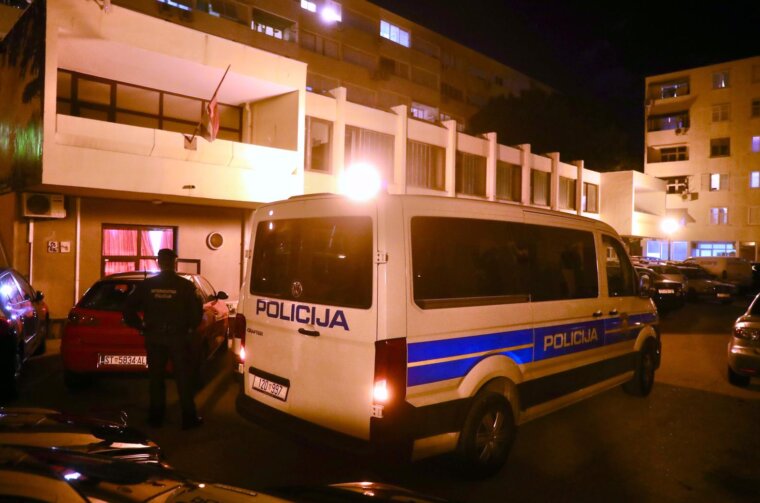 Split: Policija ispred prostora kotara Blatine gdje se trebao održati događaj SNV-a