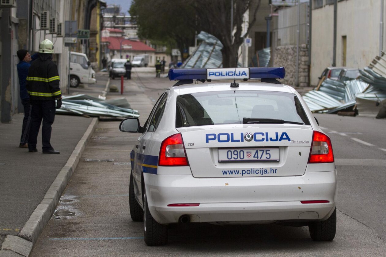 ARHIVA: Na današnji 2013. dan olujna bura s orkanskim udarima  poharala je Rijeku