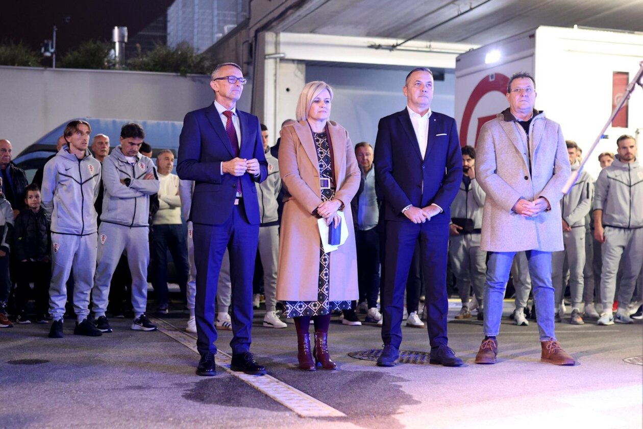 Rijeka: Otkrivanje ploče u čast Deana Šćulca Rijeka: Otkrivanje ploče u čast Deana Šćulca