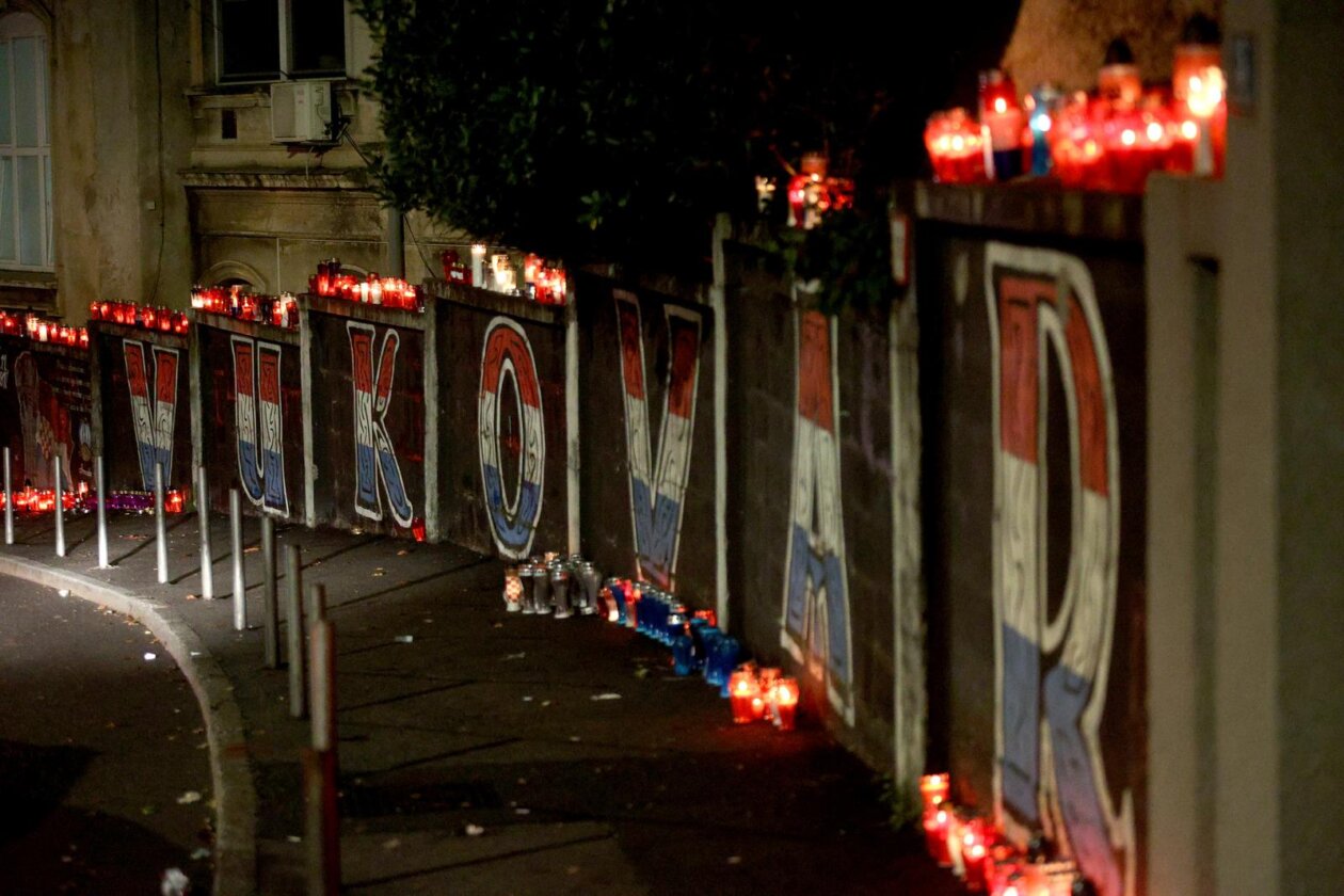 Armada RIjeka organizirala mimohod u čast žrtve Vukovara