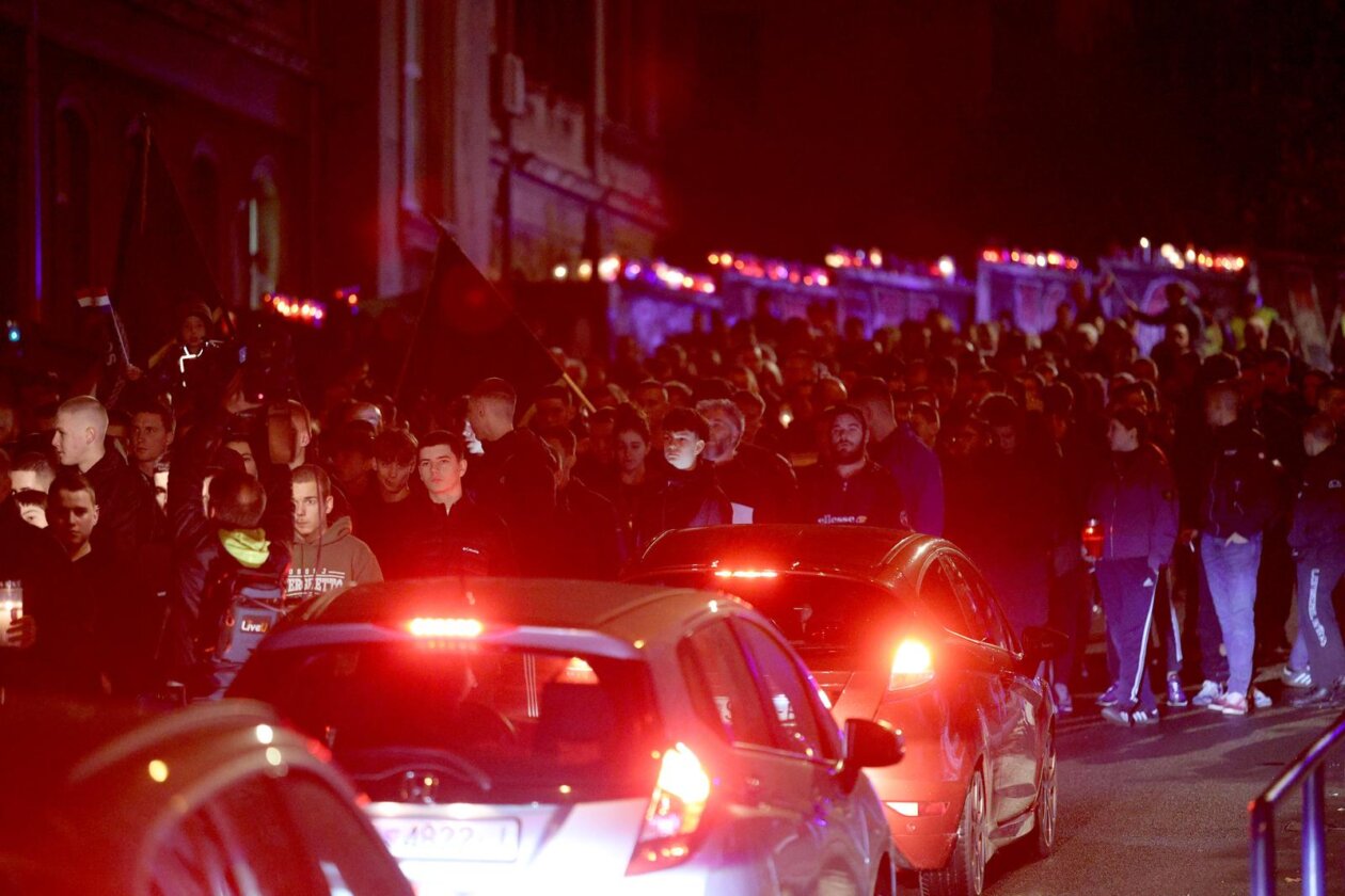 Armada RIjeka organizirala mimohod u čast žrtve Vukovara