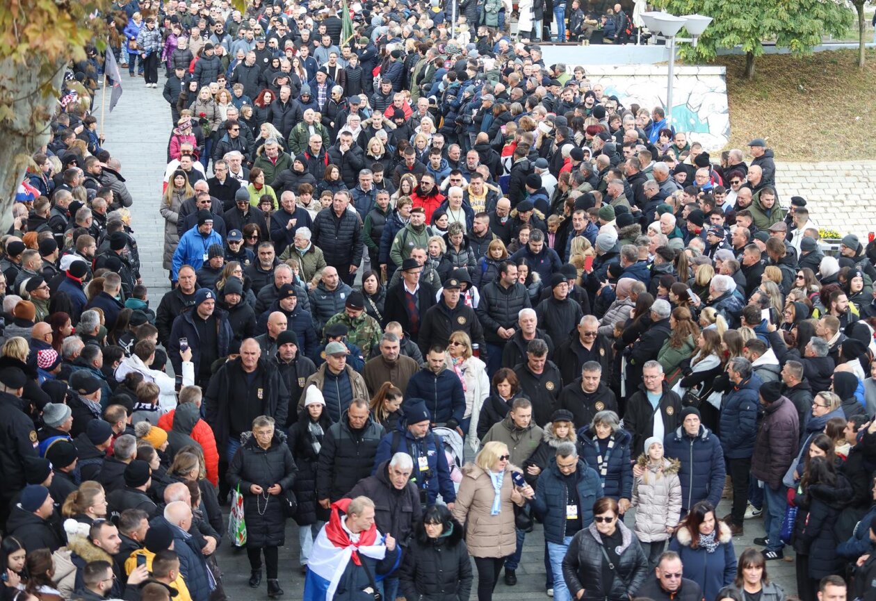 Vukovar: Kolona sjećanja na žrtvu Vukovara