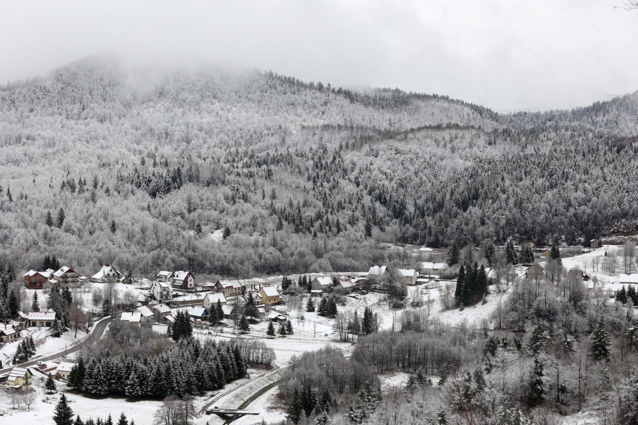 Snijeg je zabijelo Gorski Kotar