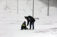Platak: Zbog lošeg vremena malobrojni izletnici uživaju u snijegu