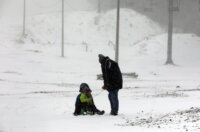 Platak: Zbog lošeg vremena malobrojni izletnici uživaju u snijegu