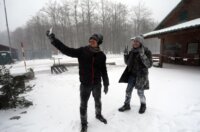 Platak: Zbog lošeg vremena malobrojni izletnici uživaju u snijegu