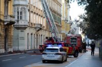 Rijeka: Požar nekoliko stanova u zgradu u Zanonovoj ulici