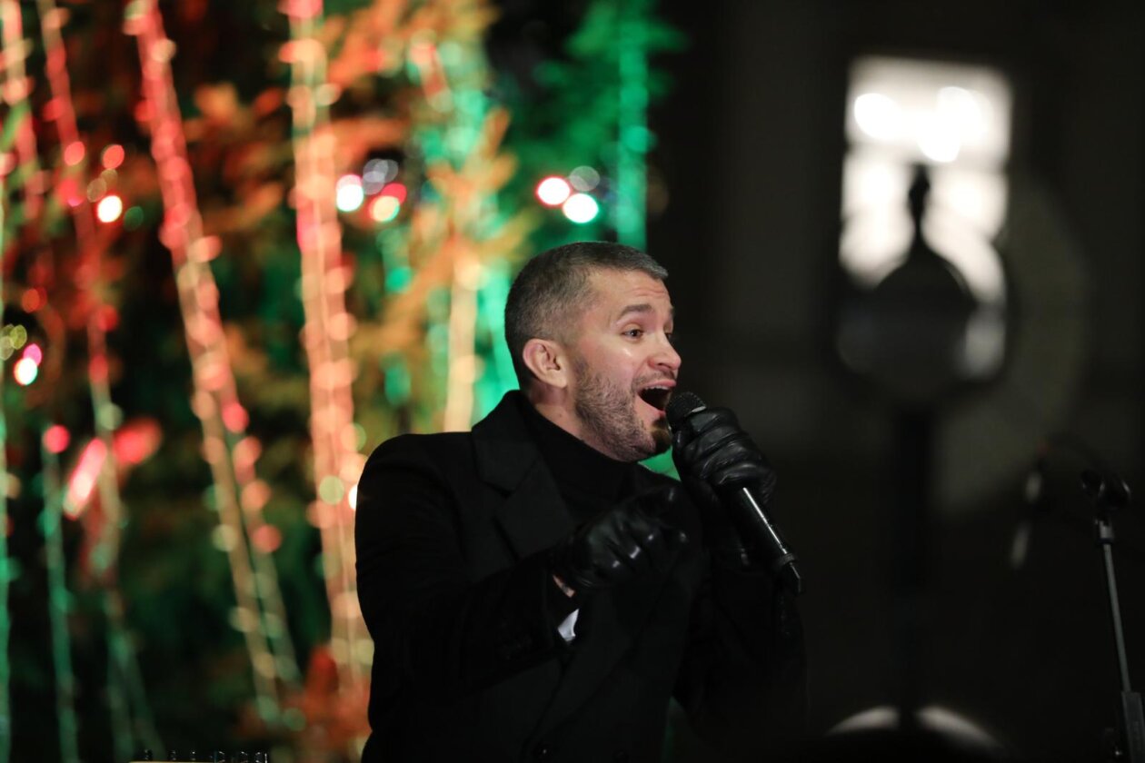 Rijeka: Zapo?elo adventiranje na Trgu Rije?ke rezolucije i Koblerovom trgu