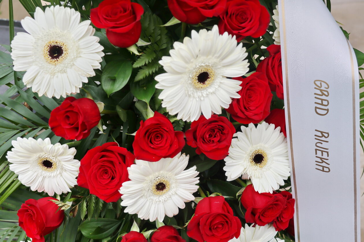 Polaganje-vijenaca-za-Dan-sjecanja-na-Vukovar-i-Skabrnju-86 Polaganje-vijenaca-za-Dan-sjecanja-na-Vukovar-i-Skabrnju-86