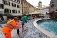 Postavljanje-ukrasa-na-Adventski-vijenac-31