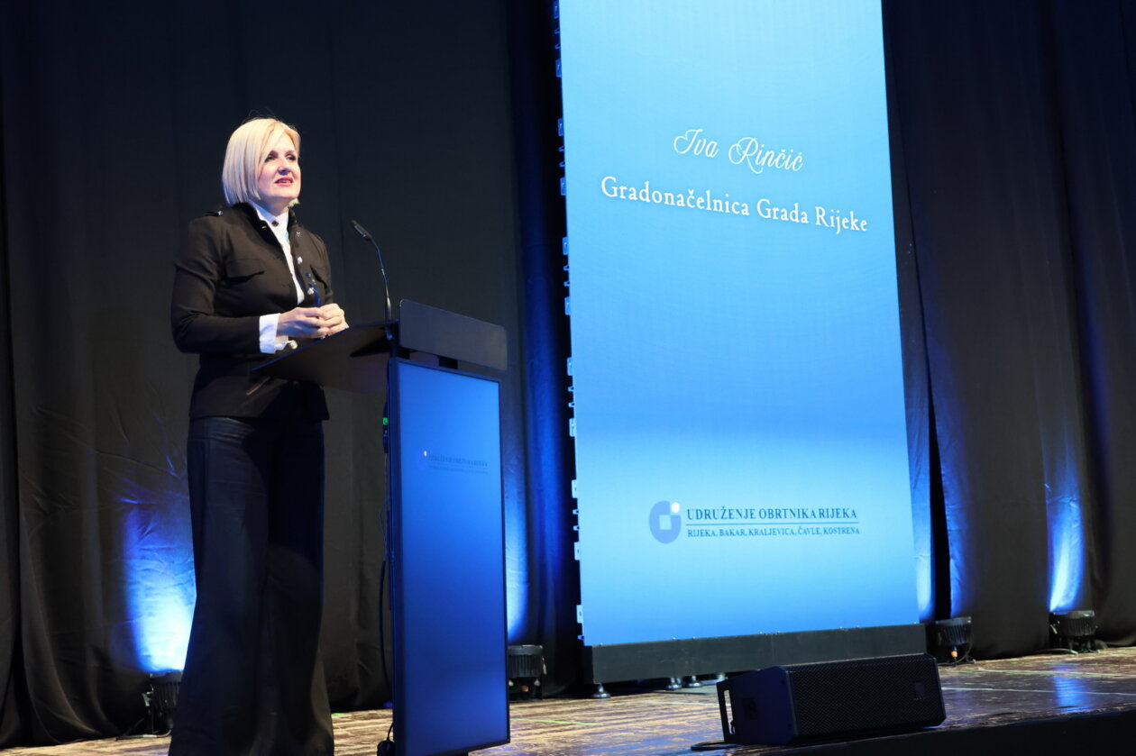 Svecana-sjednica-Skupstine-Udruzenja-obrtnika-Rijeka-2 Svecana-sjednica-Skupstine-Udruzenja-obrtnika-Rijeka-2