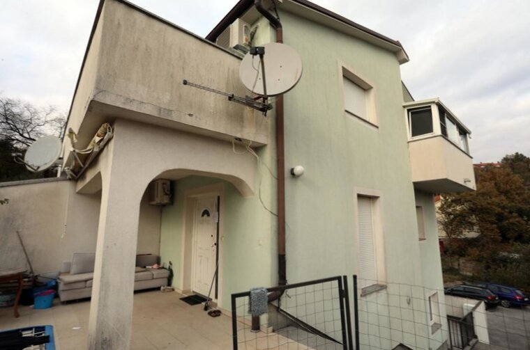 a5aa02e6-228a-4be2-acf8-1e2b192f173c (1)