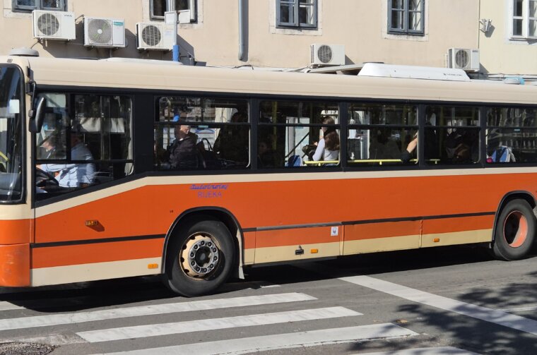 autobus autotrolej riportal (2)