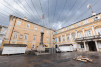 postavljanje lampica Korzo 2025-0084