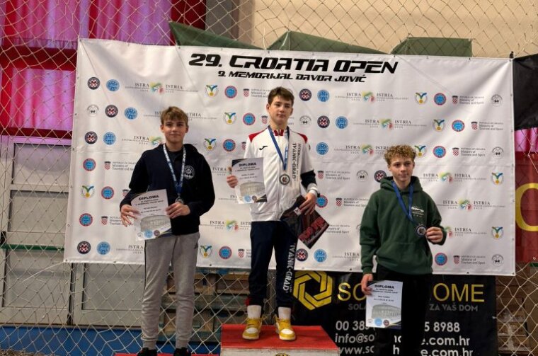 1000030551-768×1024 1000030551-768×1024