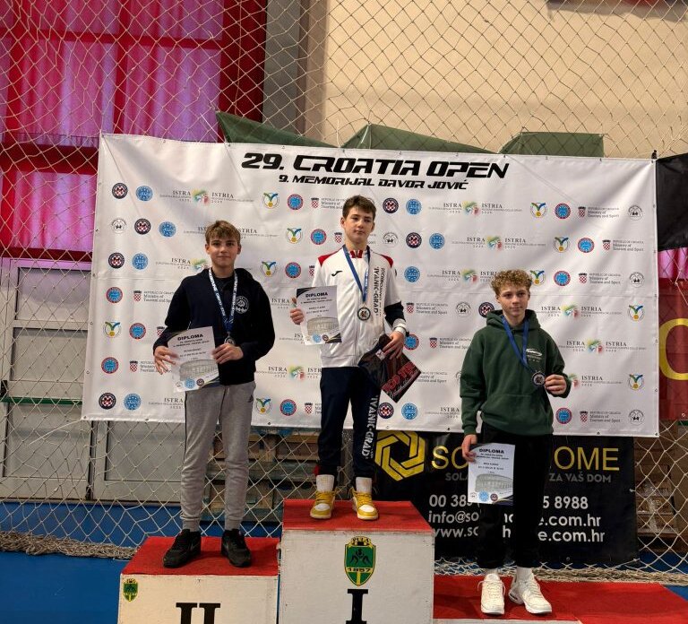 1000030551-768×1024