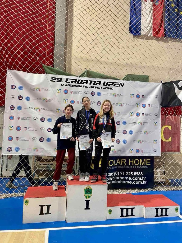 1000030575-768×1024