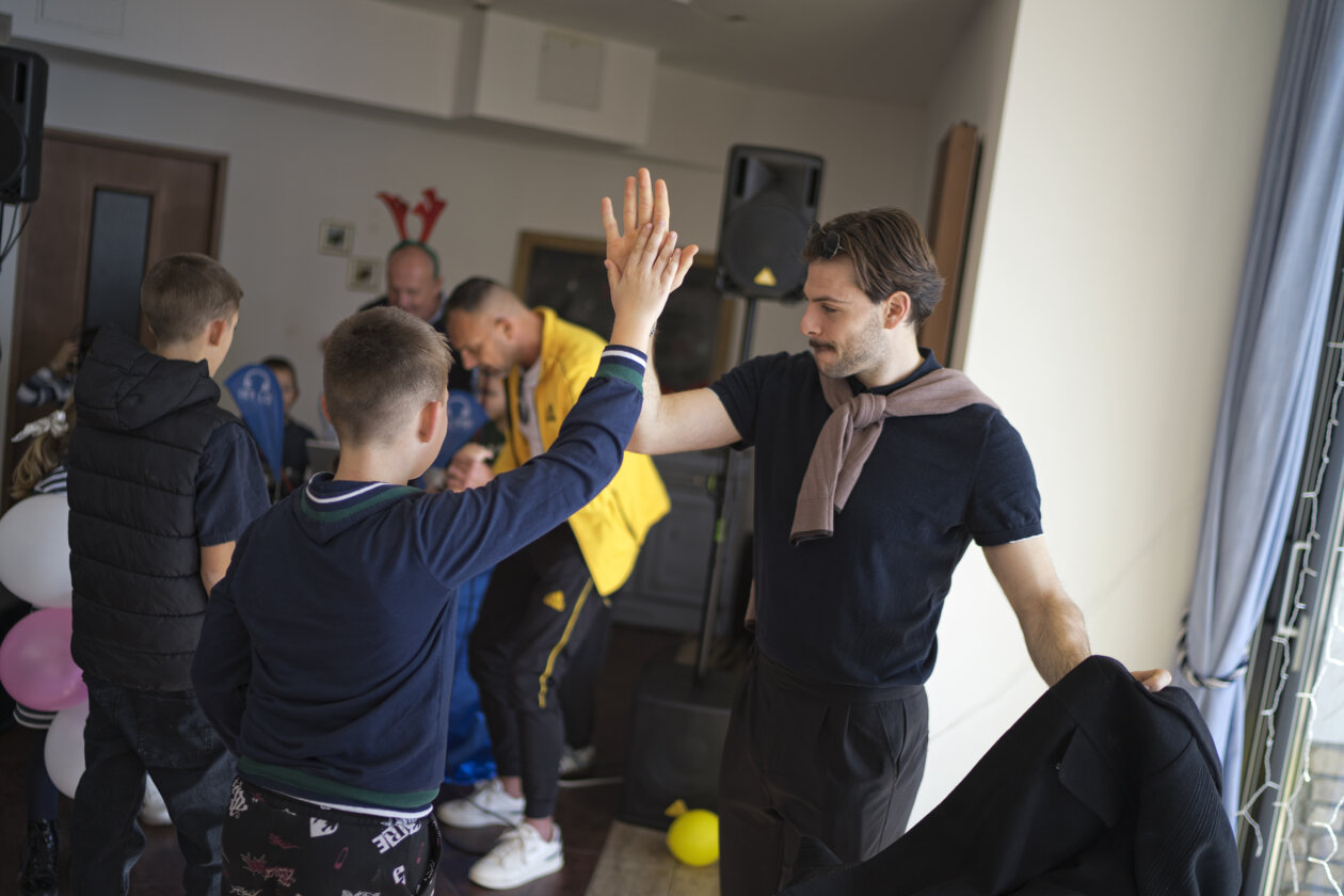 Photo by Petar Kurschner