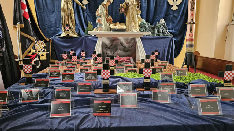 8cfe3aa7-c3cb-4f78-9b68-7892cd40a6da 8cfe3aa7-c3cb-4f78-9b68-7892cd40a6da