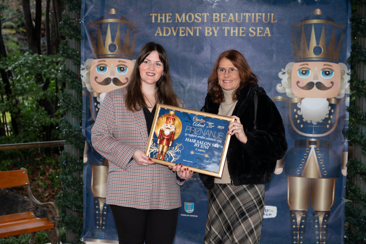 Foto Luigi Opatija, TZ grada Opatije, Dodjela Najizlog Božić 2