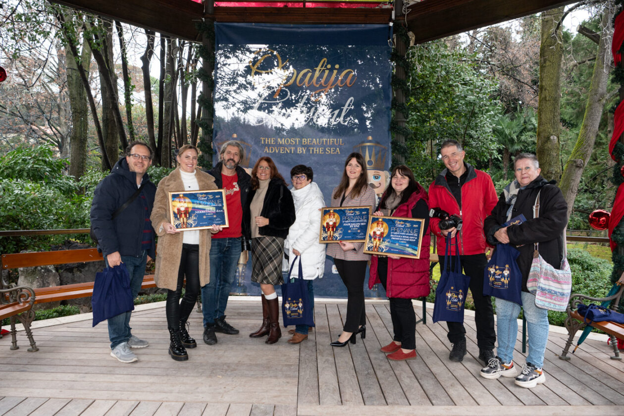 Foto Luigi Opatija, TZ grada Opatije, Dodjela Najizlog Božić 2