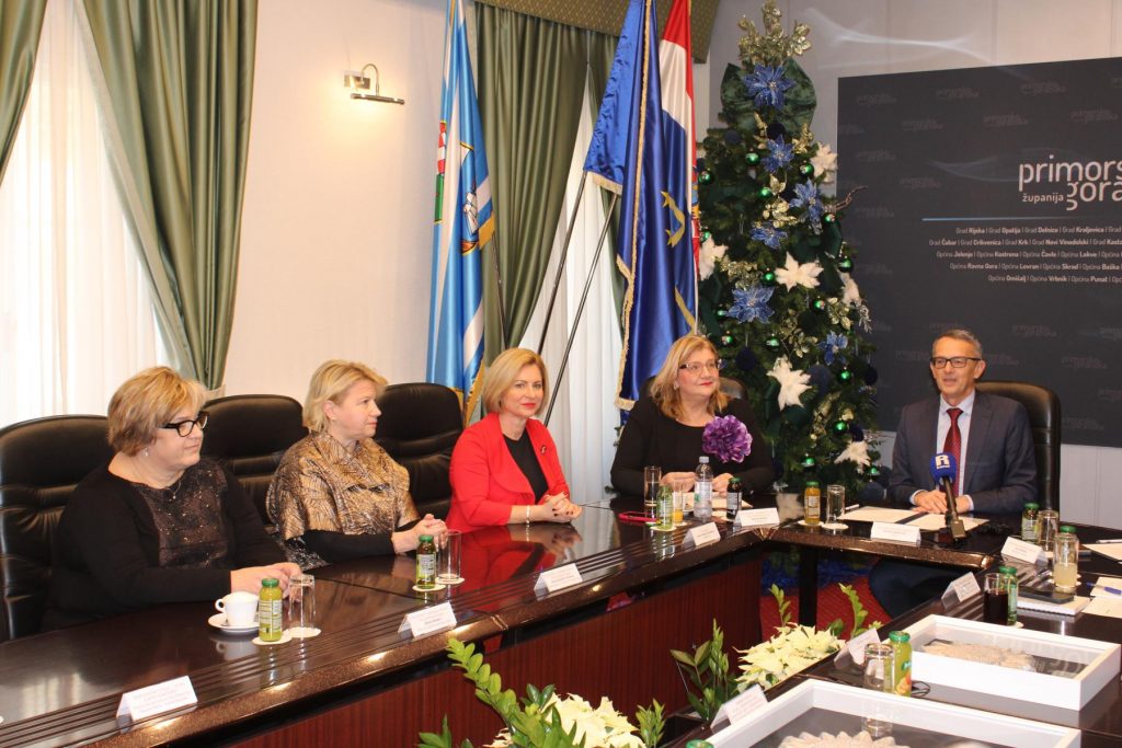 IMG_0382-1024×683 IMG_0382-1024×683